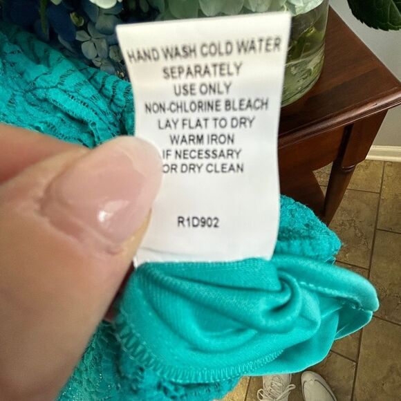 Rabbit Rabbit Rabbit Green Ruched Midi Dress - Picture 9 of 10